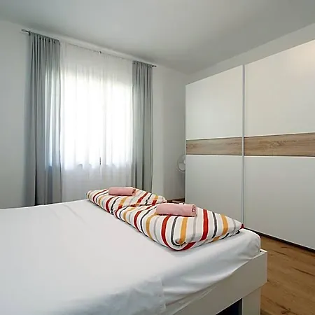 606 Hotel 4*