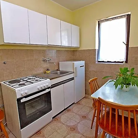 Hotel 606 Pula